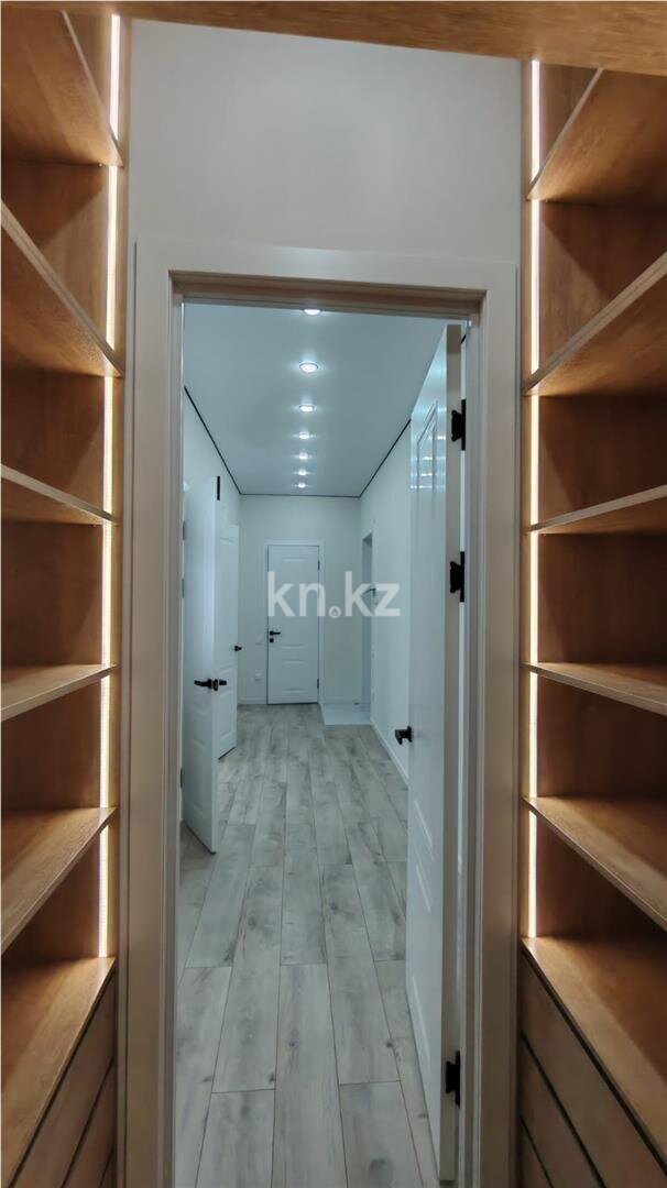 Продажа 2-комнатной квартиры, 65 м² в Караганде - фото 9