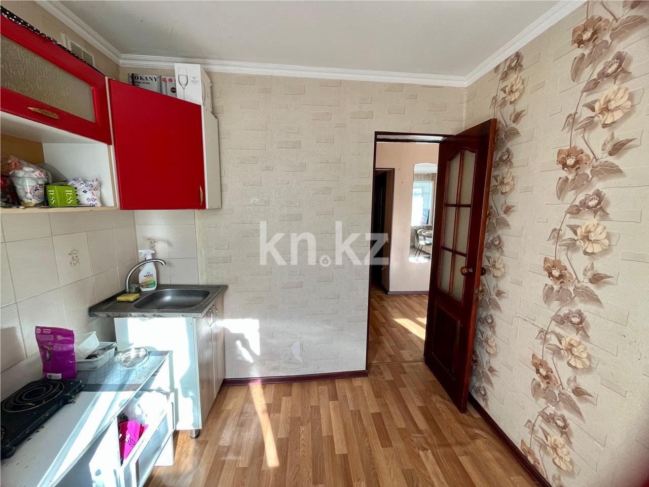 Продажа 1-комнатной квартиры, 32 м², мкр-н 12 в Караганде - фото 4