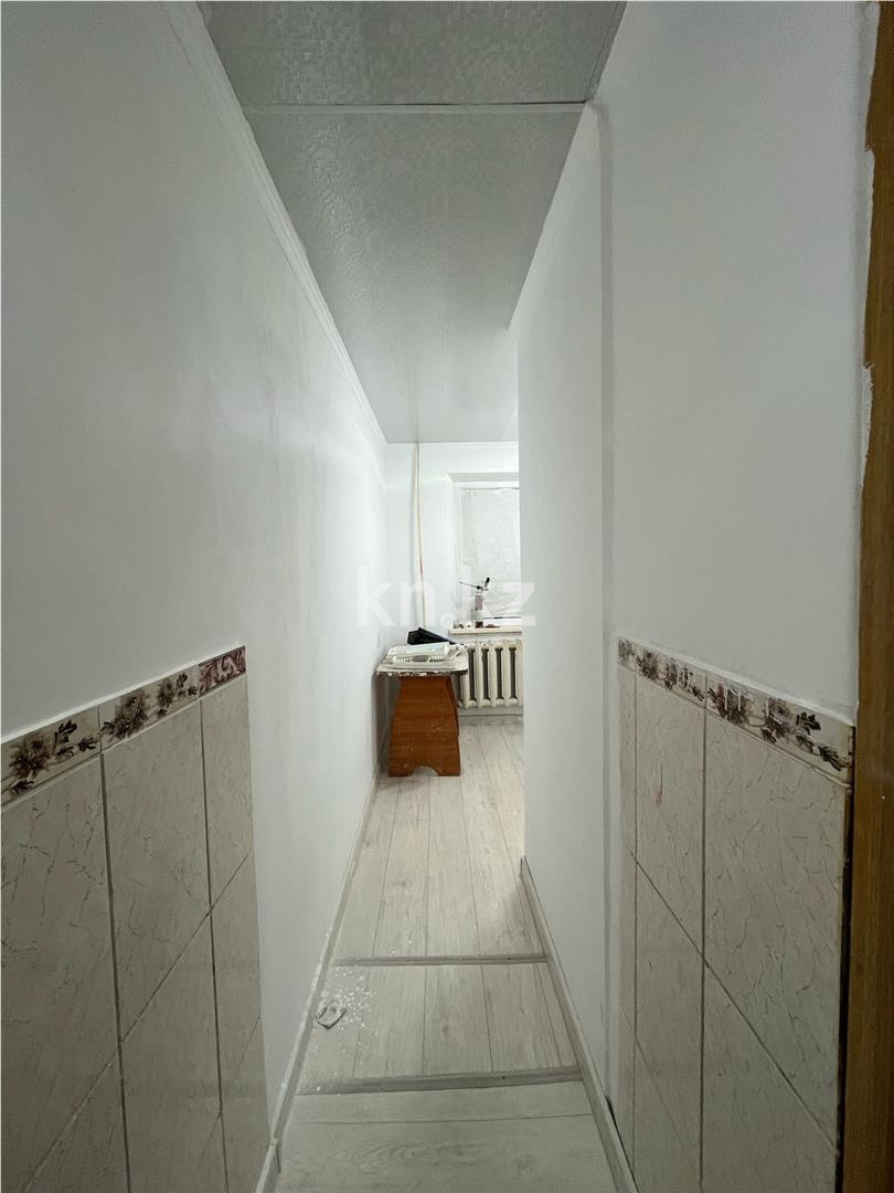 Продажа 3-комнатной квартиры, 43 м², мкр-н 15 в Караганде - фото 7