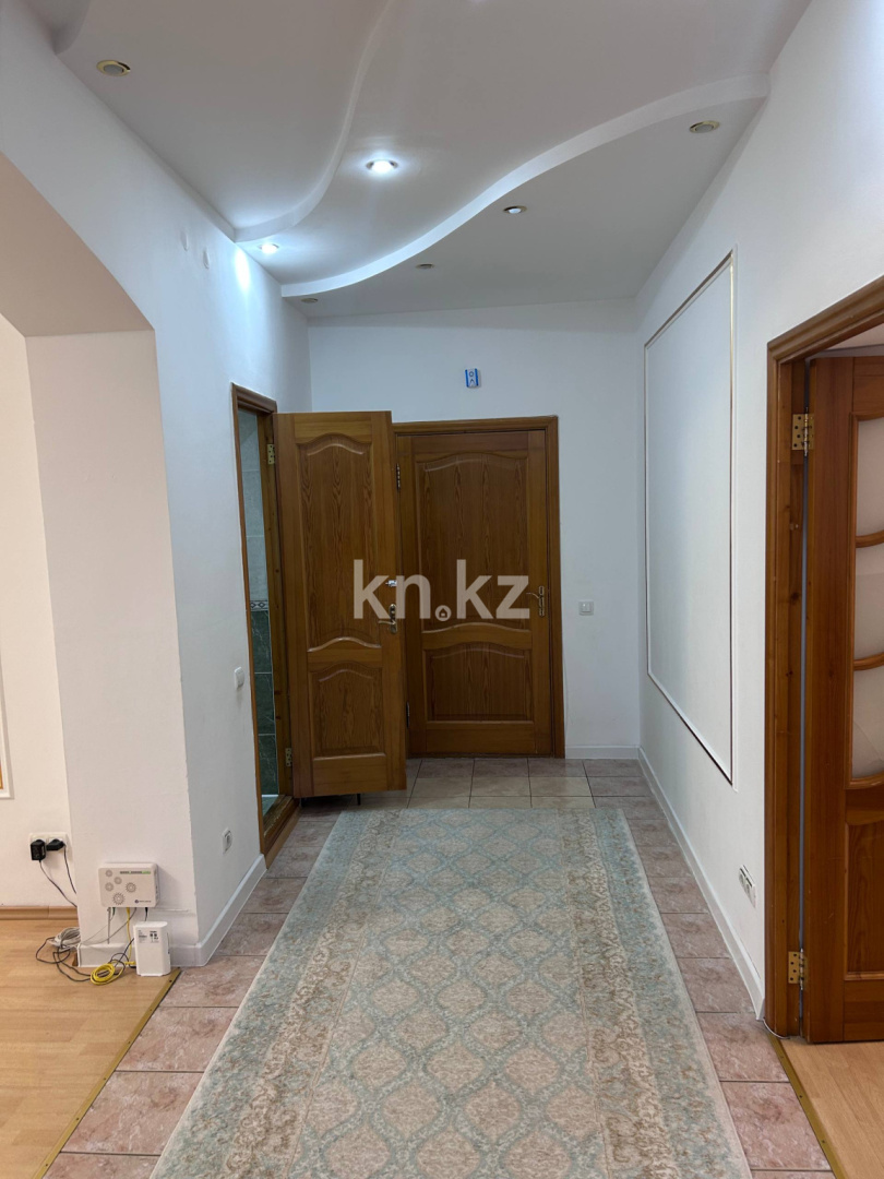 Аренда 8-комнатного дома, 392 м², ул. Акарыс в Астане - фото 19