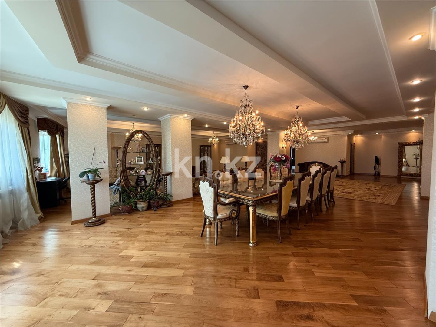 Продажа 2-комнатной квартиры, 298 м² в Астане - фото 2