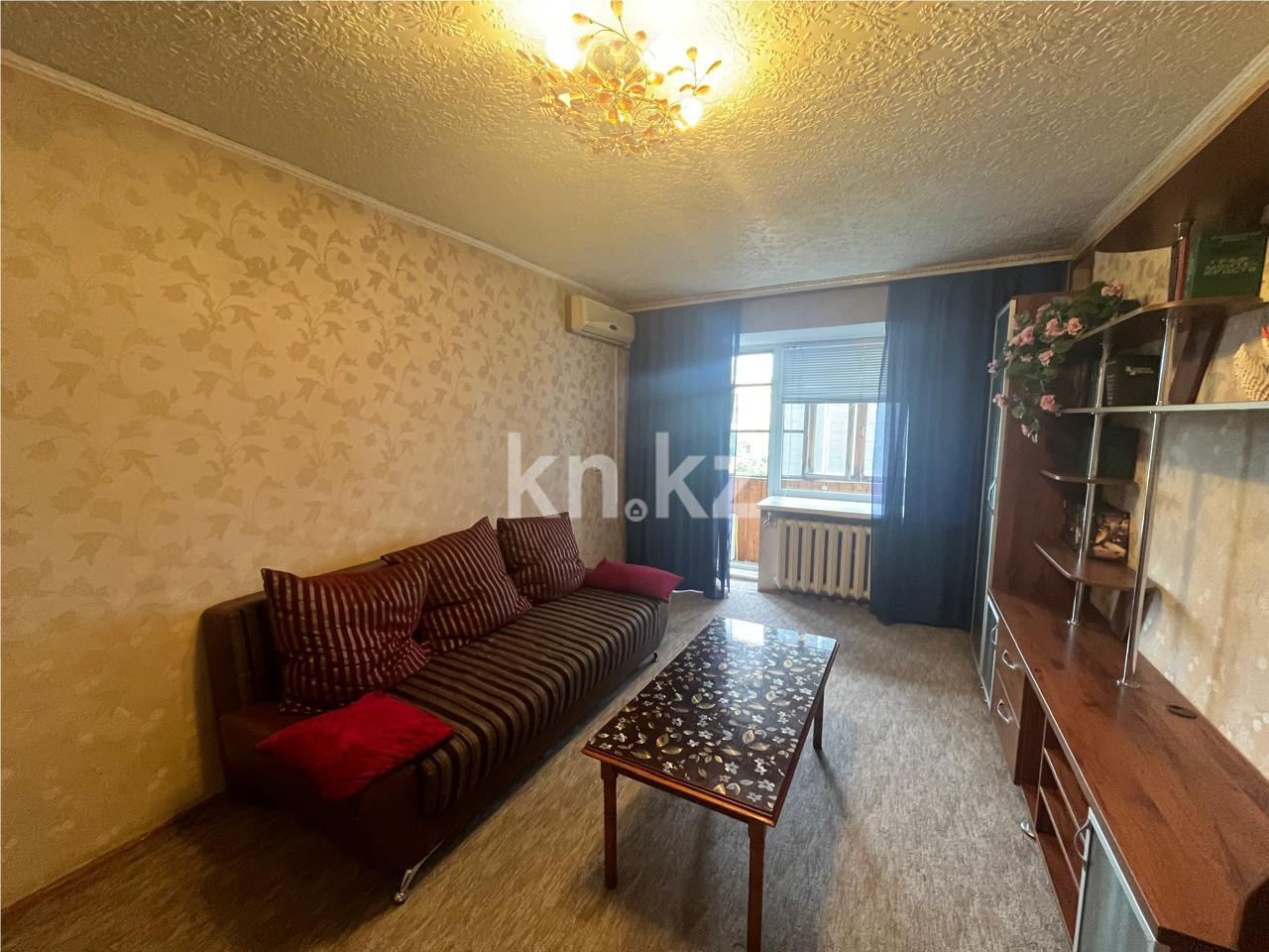 Продажа 3-комнатной квартиры, 53 м², пр. Бухар-жырау, дом  75 в Караганде - фото 2