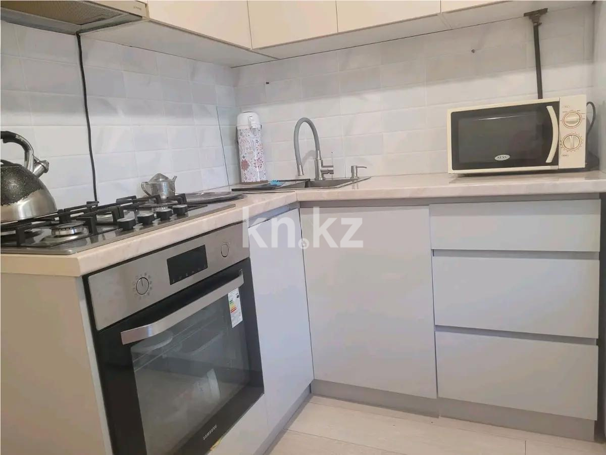 Продажа 2-комнатной квартиры, 45 м², мкр-н 6, дом  6 в Алматы - фото 2