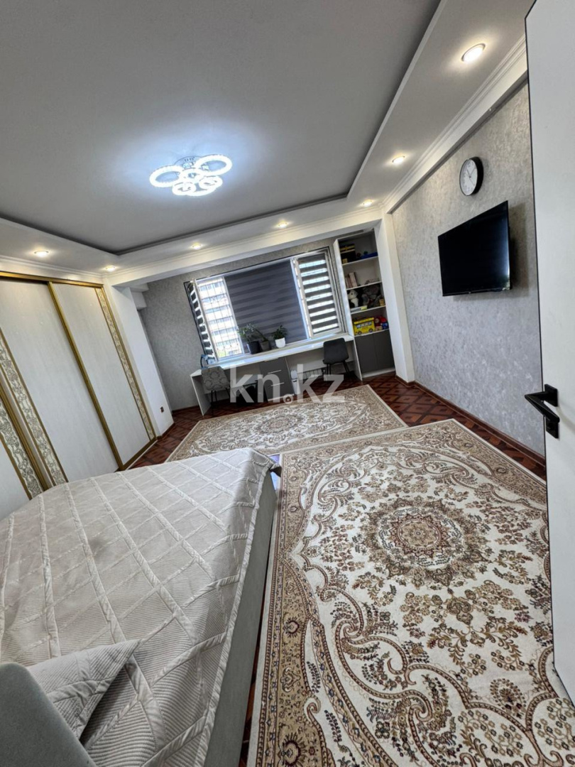 Продажа 2-комнатной квартиры, 73 м², пр. Абая, дом  202 в Алматы - фото 6