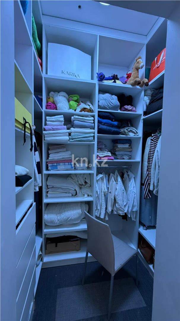 Продажа 5-комнатной квартиры, 155 м², ул. Жошы хана в Астане - фото 20