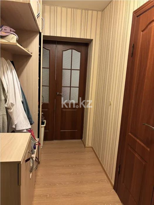 Продажа 1-комнатной квартиры, 37 м², ул. Арнасай, дом  10/6 в Астане - фото 4