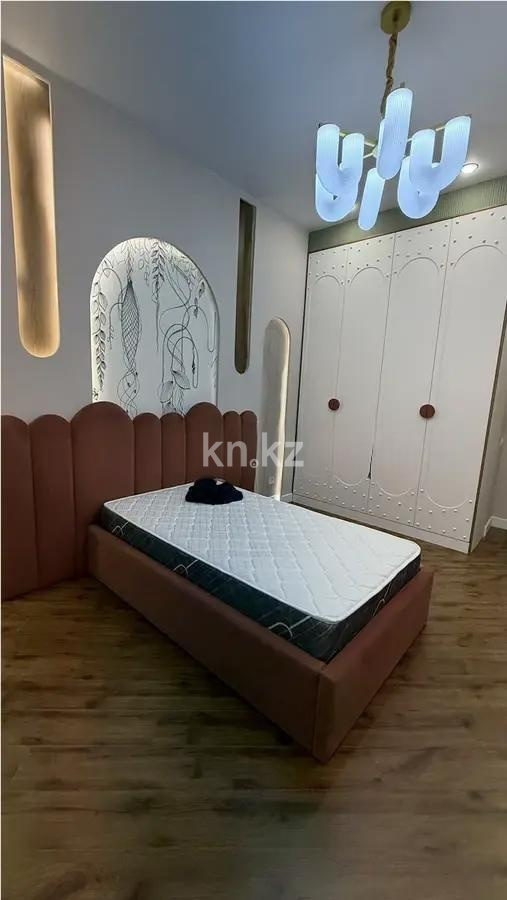 Продажа 4-комнатной квартиры, 94 м² в Астане