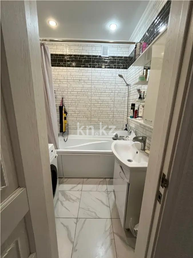 Продажа 2-комнатной квартиры, 56 м², ул. Нажимеденова, дом  20 в Астане - фото 3
