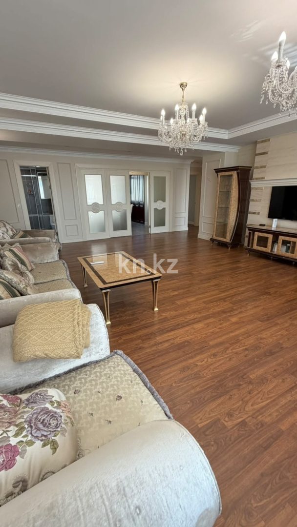 Аренда 4-комнатной квартиры, 225 м² в Астане - фото 11