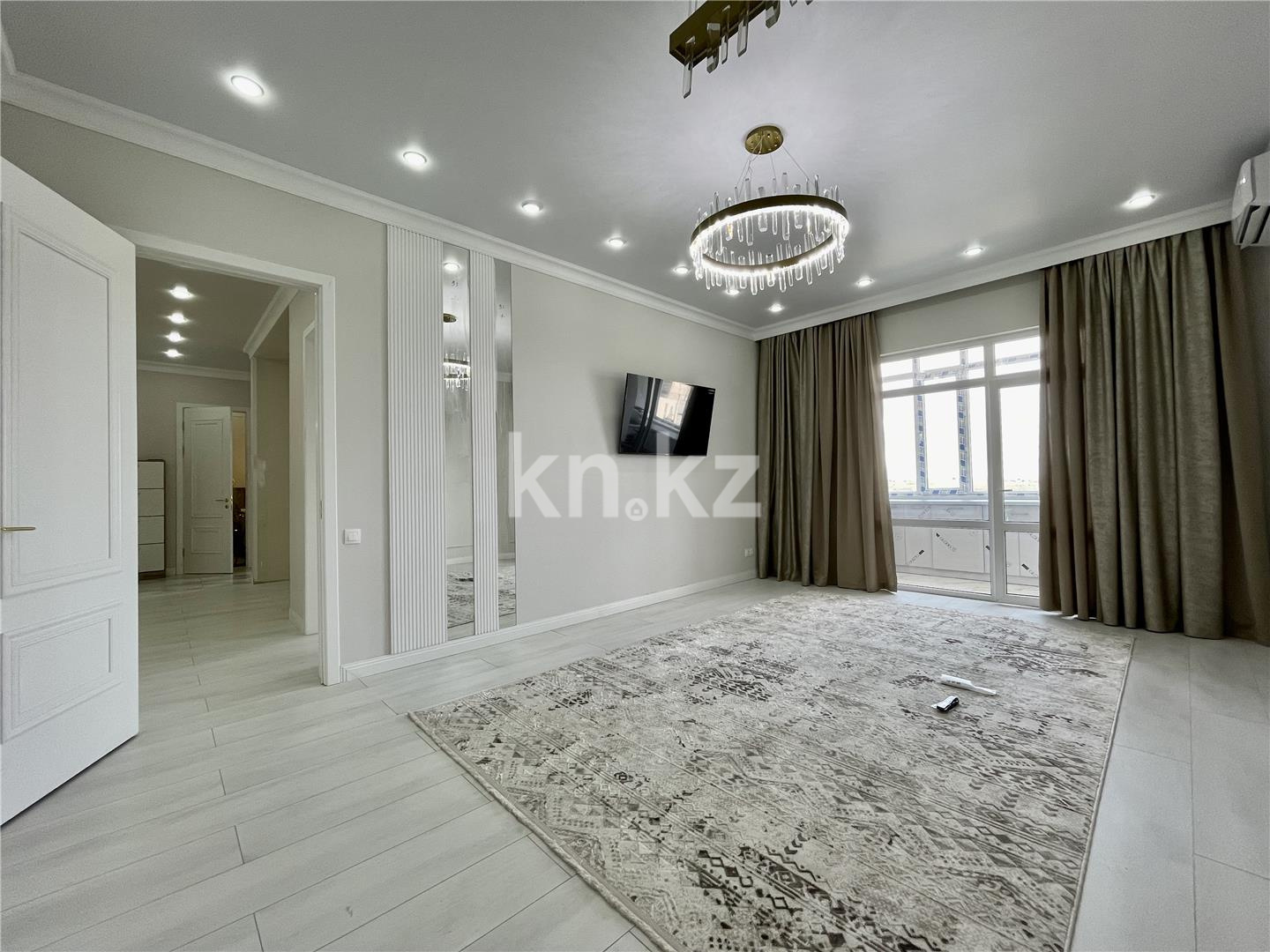 Продажа 3-комнатной квартиры, 75 м², ул. Муканова, дом  1/9 в Караганде - фото 2