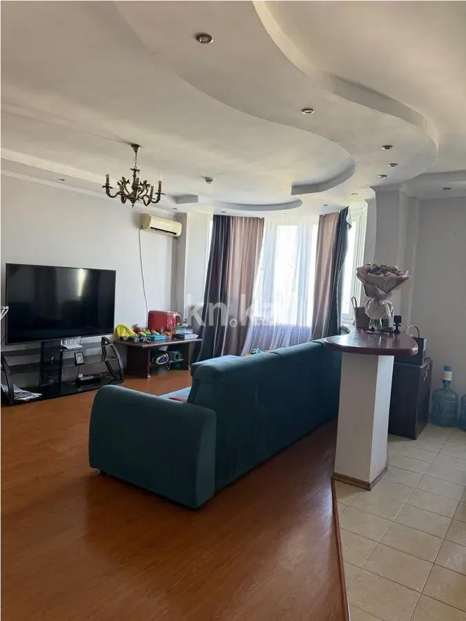 Продажа 3-комнатной квартиры, 121.6 м², ул. Гоголя, дом  2 в Алматы