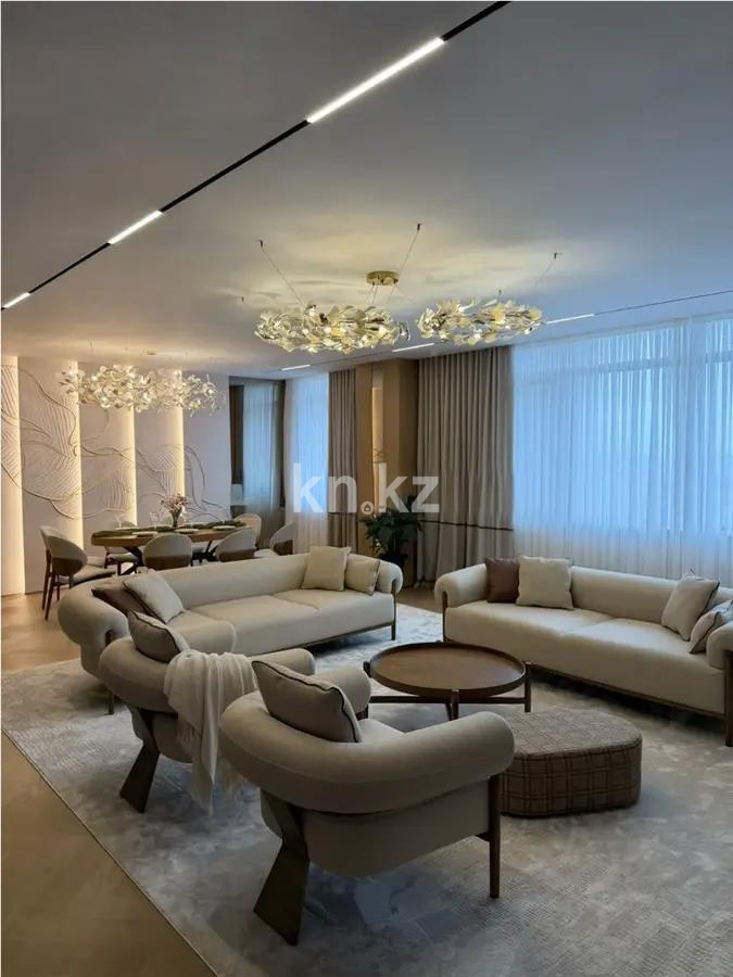 Продажа 5-комнатной квартиры, 245 м² в Астане