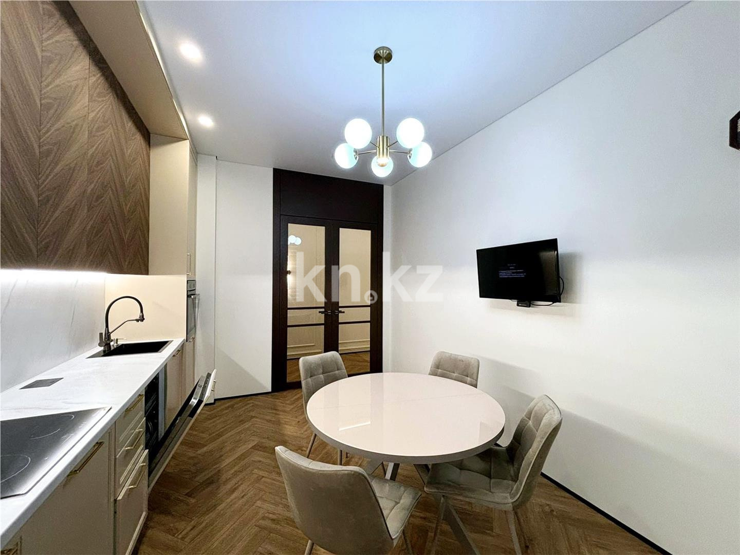 Продажа 3-комнатной квартиры, 90 м², ул. Байтурсынова в Астане - фото 5