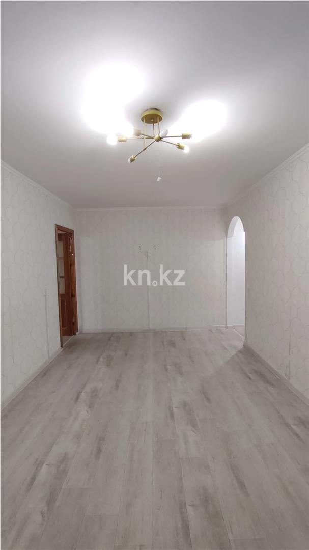 Продажа 3-комнатной квартиры, 57 м², мкр-н 13, дом  33 в Караганде - фото 11