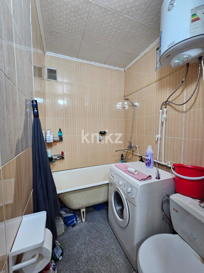 Продажа 1-комнатной квартиры, 32.2 м², ул. Ержанова, дом  36 в Караганде - фото 13