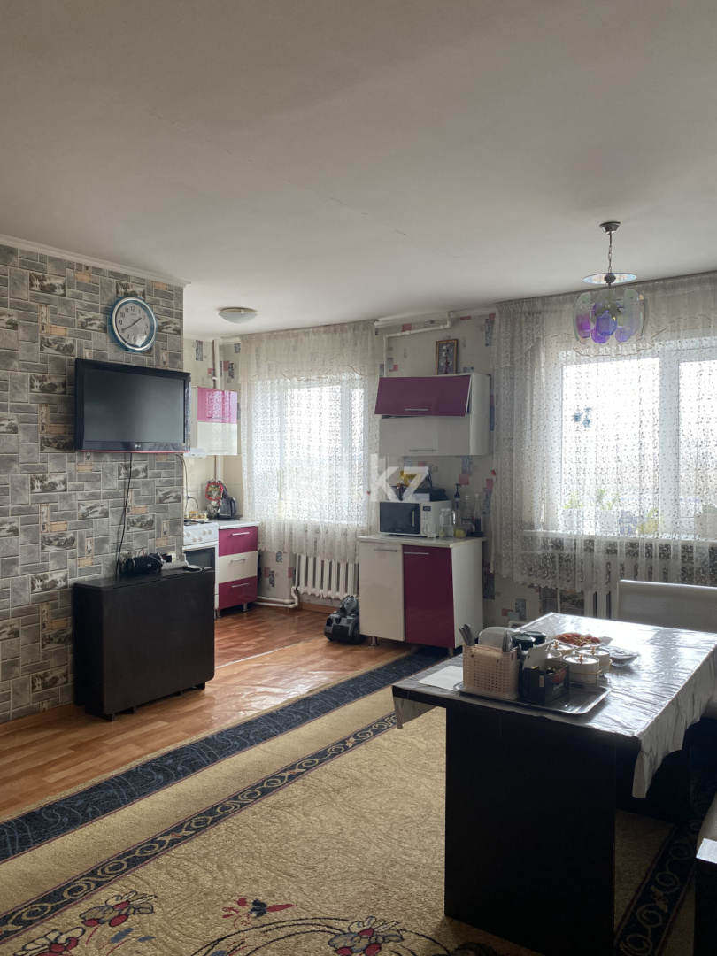 Продажа 4-комнатной квартиры, 63.6 м², мкр-н 15, дом  6 в Караганде - фото 8