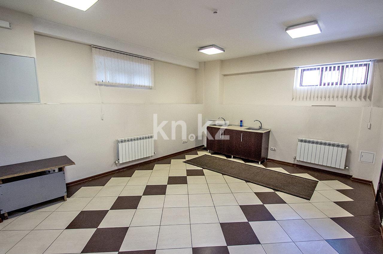 Аренда , 1700 м², ул. Береговая в Алматы - фото 10