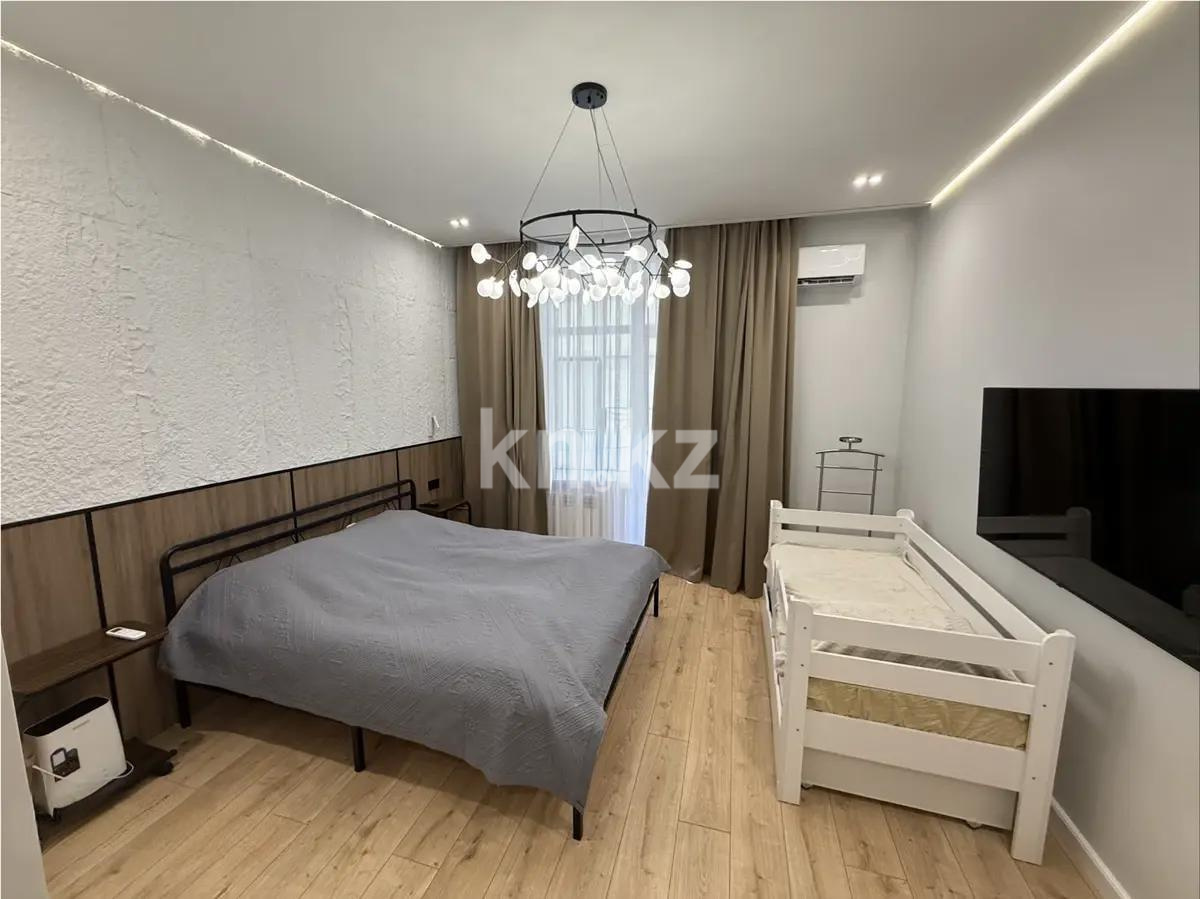 Продажа 3-комнатной квартиры, 94 м² в Караганде