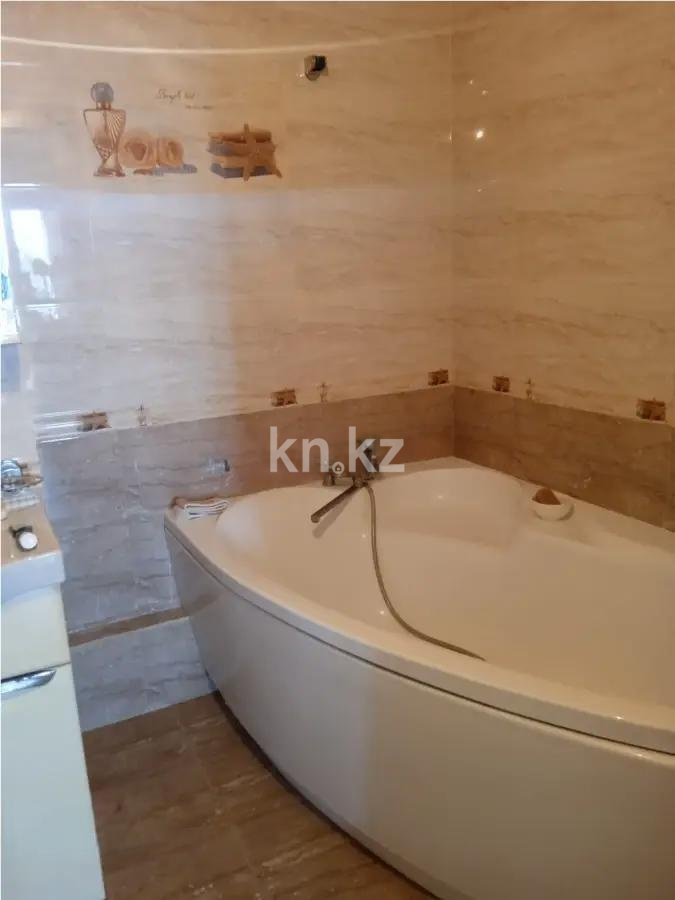 Продажа 2-комнатной квартиры, 65 м² в Астане - фото 4