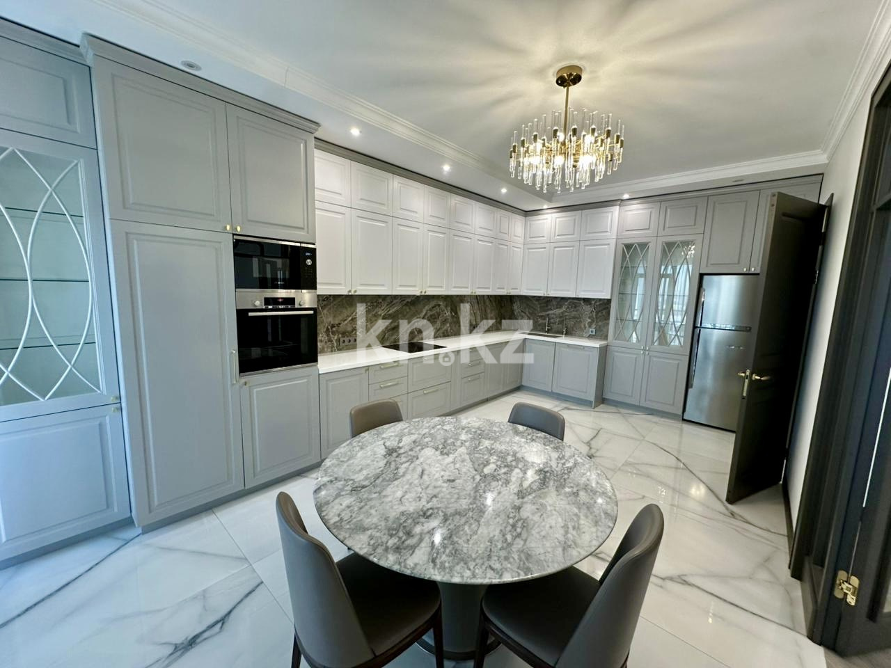 Продажа 4-комнатной квартиры, 170 м² в Астане - фото 14