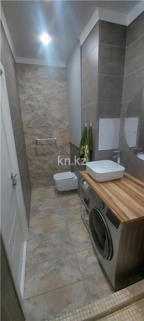 Продажа 2-комнатной квартиры, 60 м², ул. Муканова в Караганде - фото 8