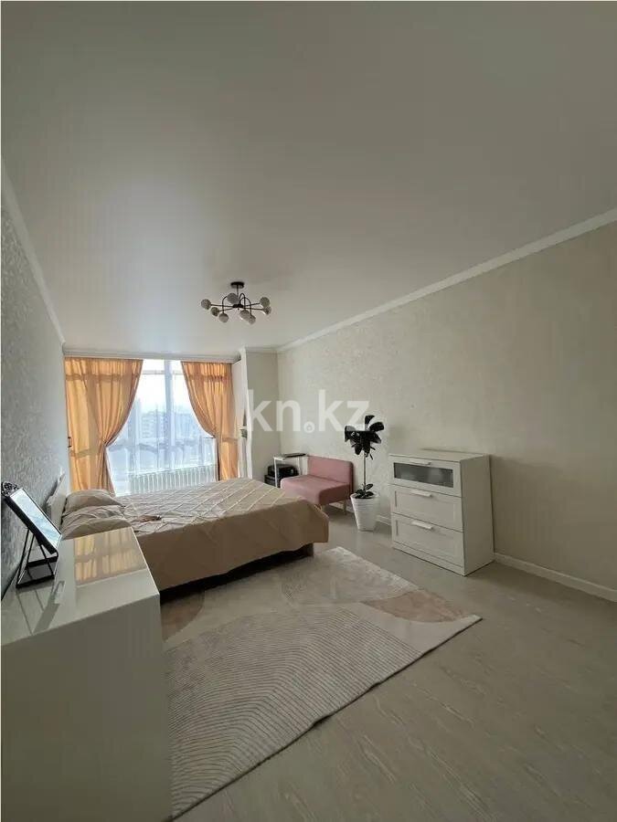 Продажа 3-комнатной квартиры, 90 м² в Алматы - фото 2
