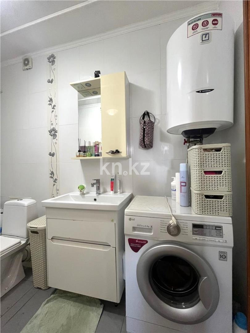 Продажа 3-комнатной квартиры, 65 м² в Караганде - фото 11