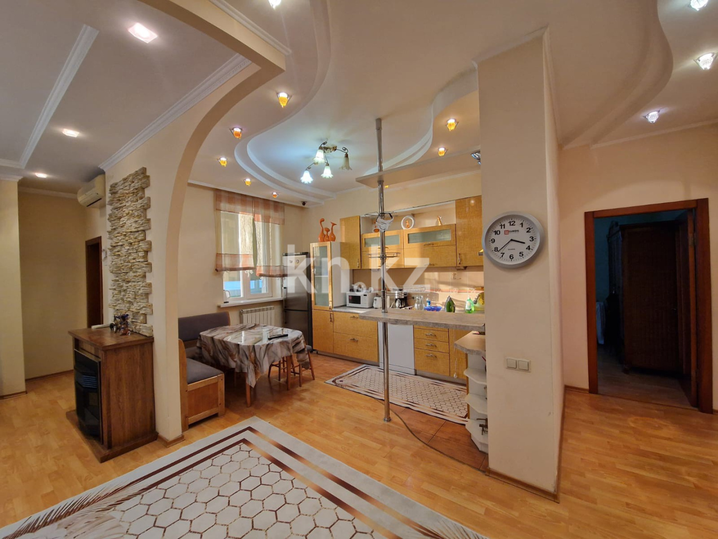 Продажа 2-комнатной квартиры, 80 м² в Алматы