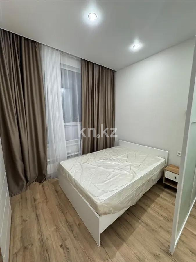 Продажа 1-комнатной квартиры, 40 м², ул. Райымбек батыра, дом  2 стр в Астане - фото 2