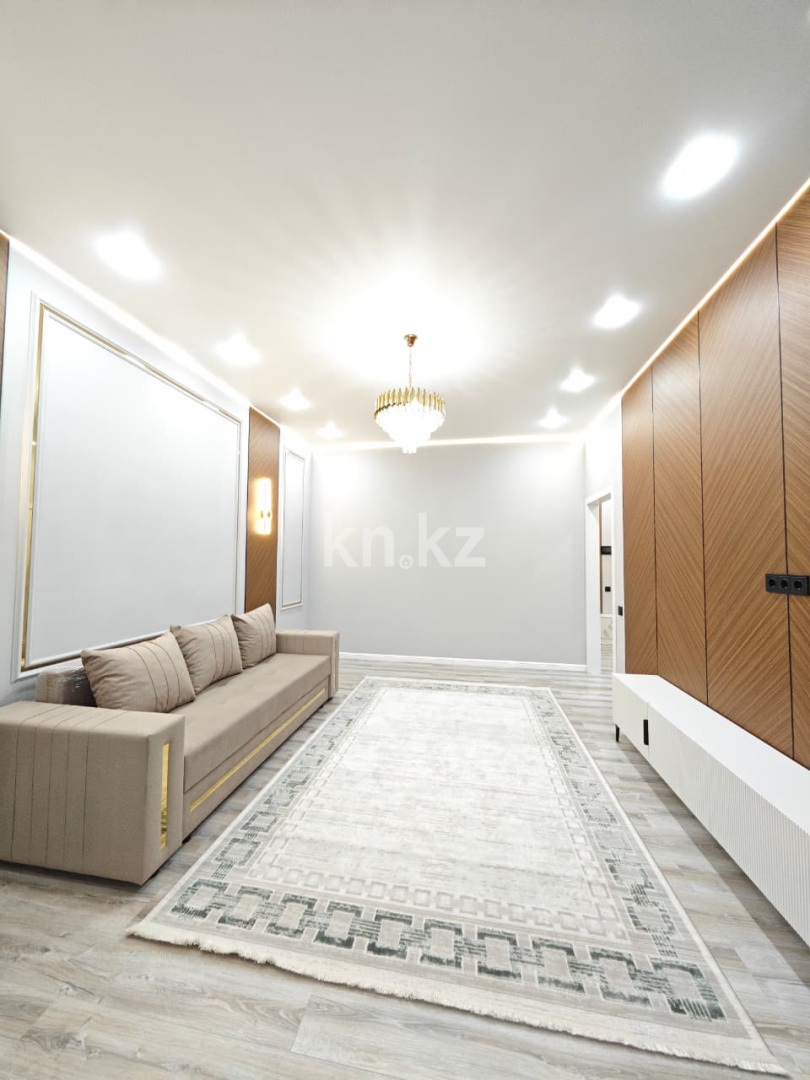 Продажа 2-комнатной квартиры, 61 м², ул. Университетская, дом  18 в Караганде - фото 3