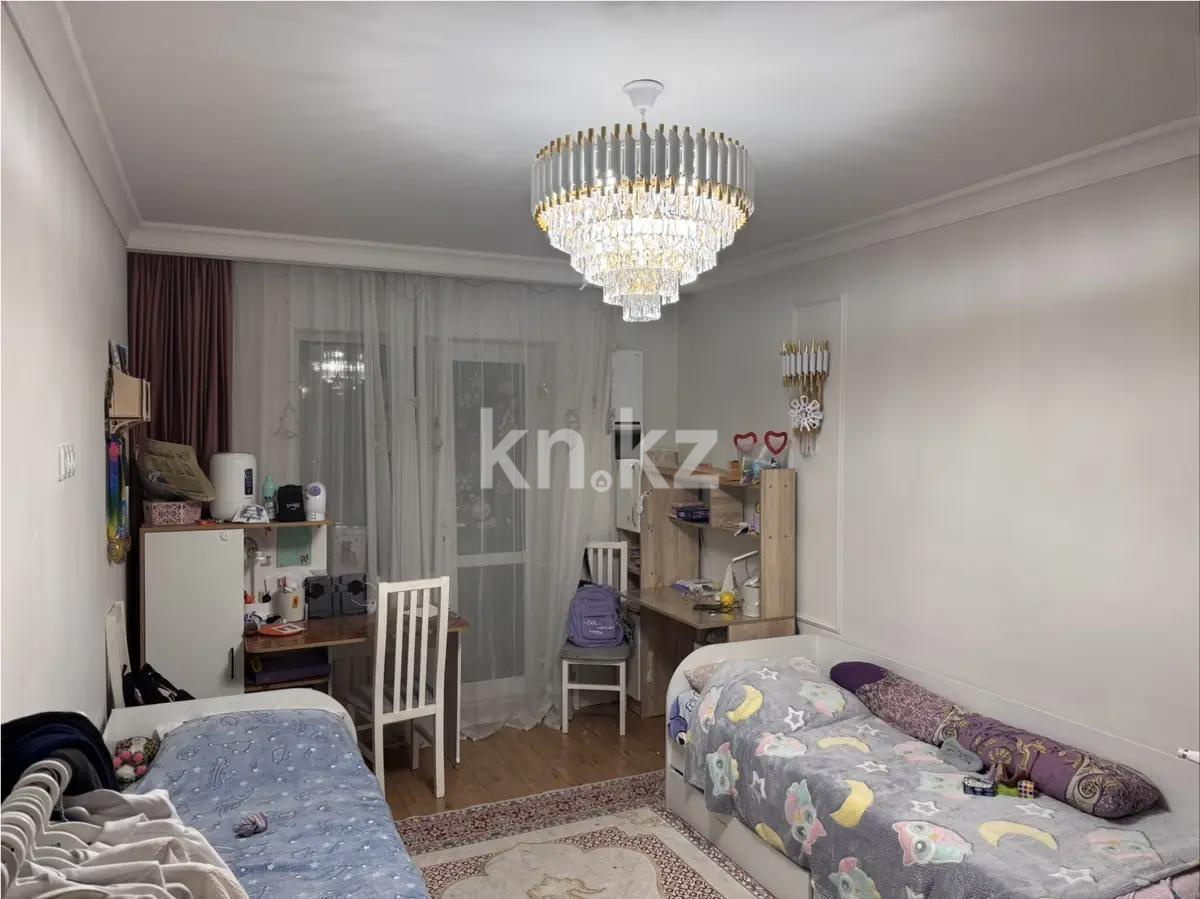 Продажа 3-комнатной квартиры, 102 м², ул. Абая, дом  61/2 в Караганде - фото 3