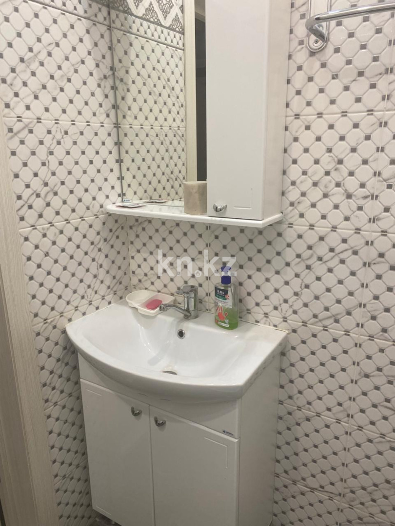 Аренда 1-комнатной квартиры посуточно, 35 м², пр. Туран, дом  42 - ул. Керей, Жанибек хандар в Астане - фото 6