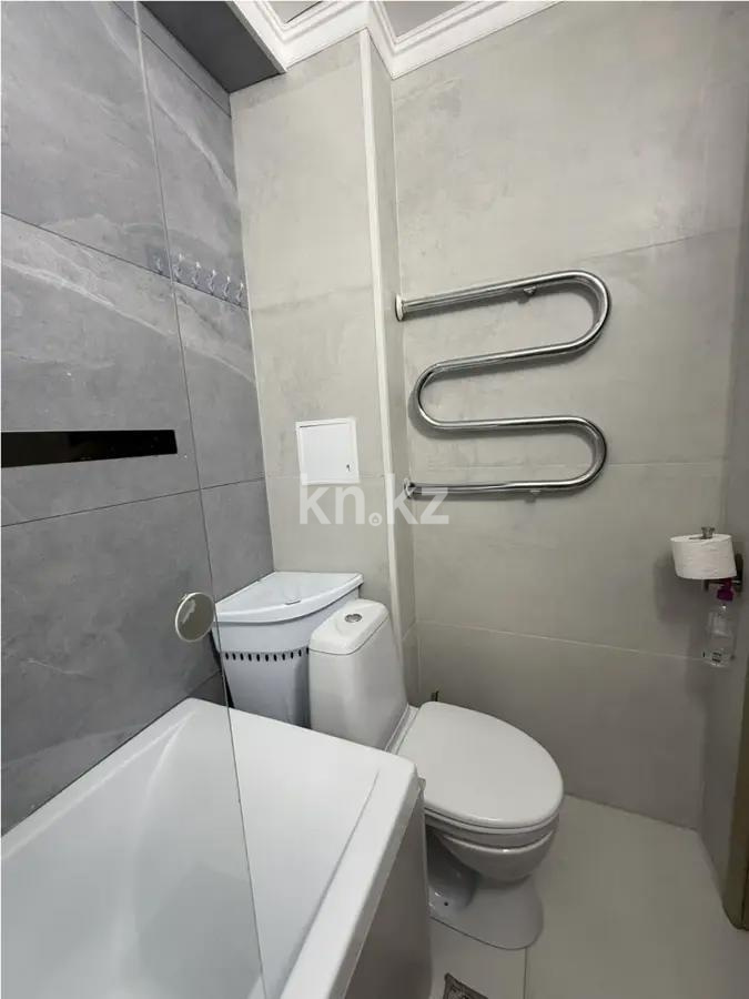 Продажа 2-комнатной квартиры, 45 м², мкр-н 11, дом  25 в Алматы - фото 4