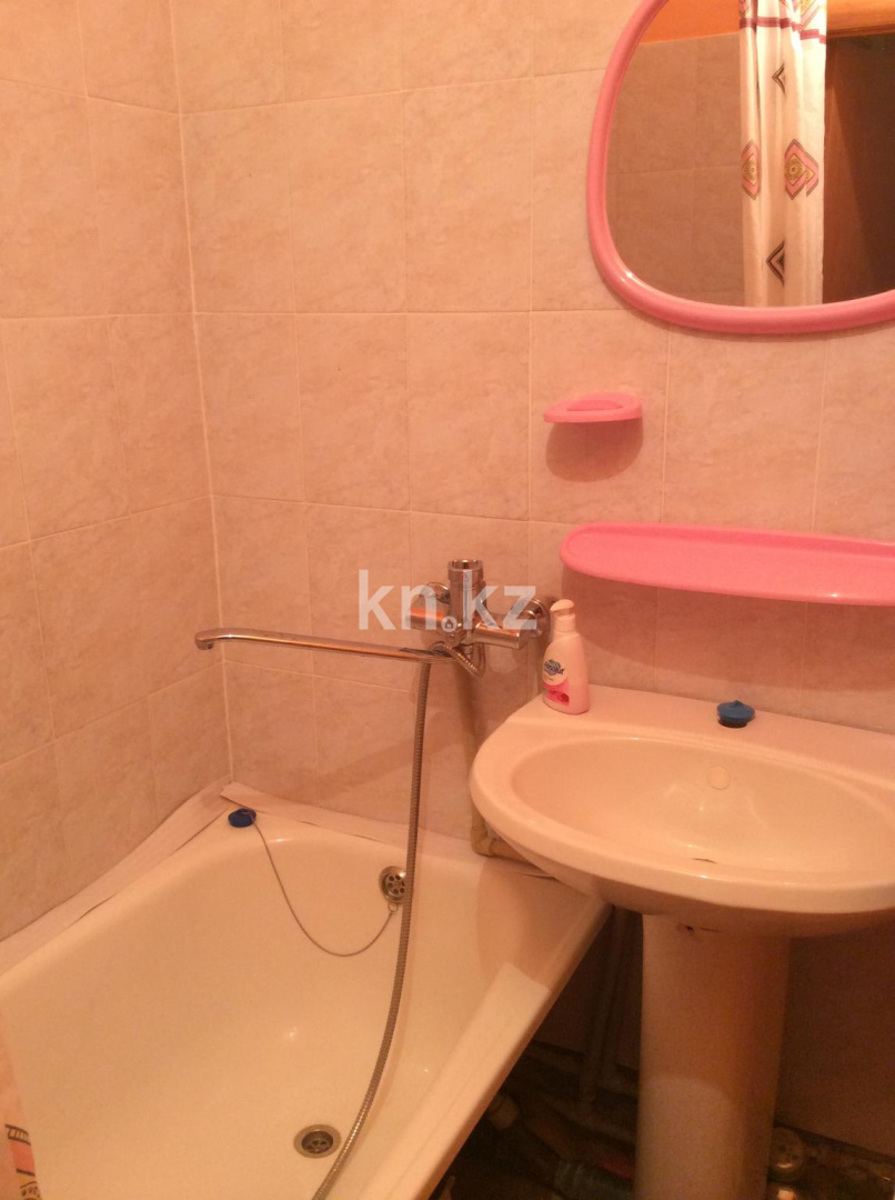 Аренда 3-комнатной квартиры посуточно, 61 м², ул. Соколиная в Уральске - фото 2