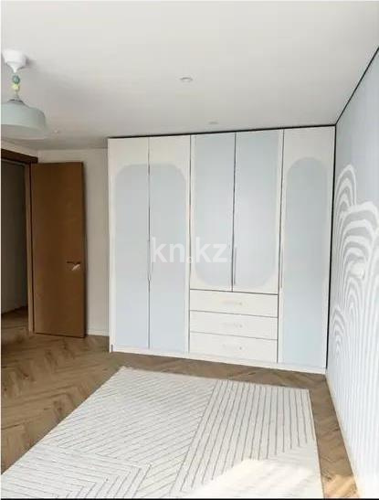 Продажа 3-комнатной квартиры, 78 м², ул. Сатпаева, дом  82 в Алматы - фото 2