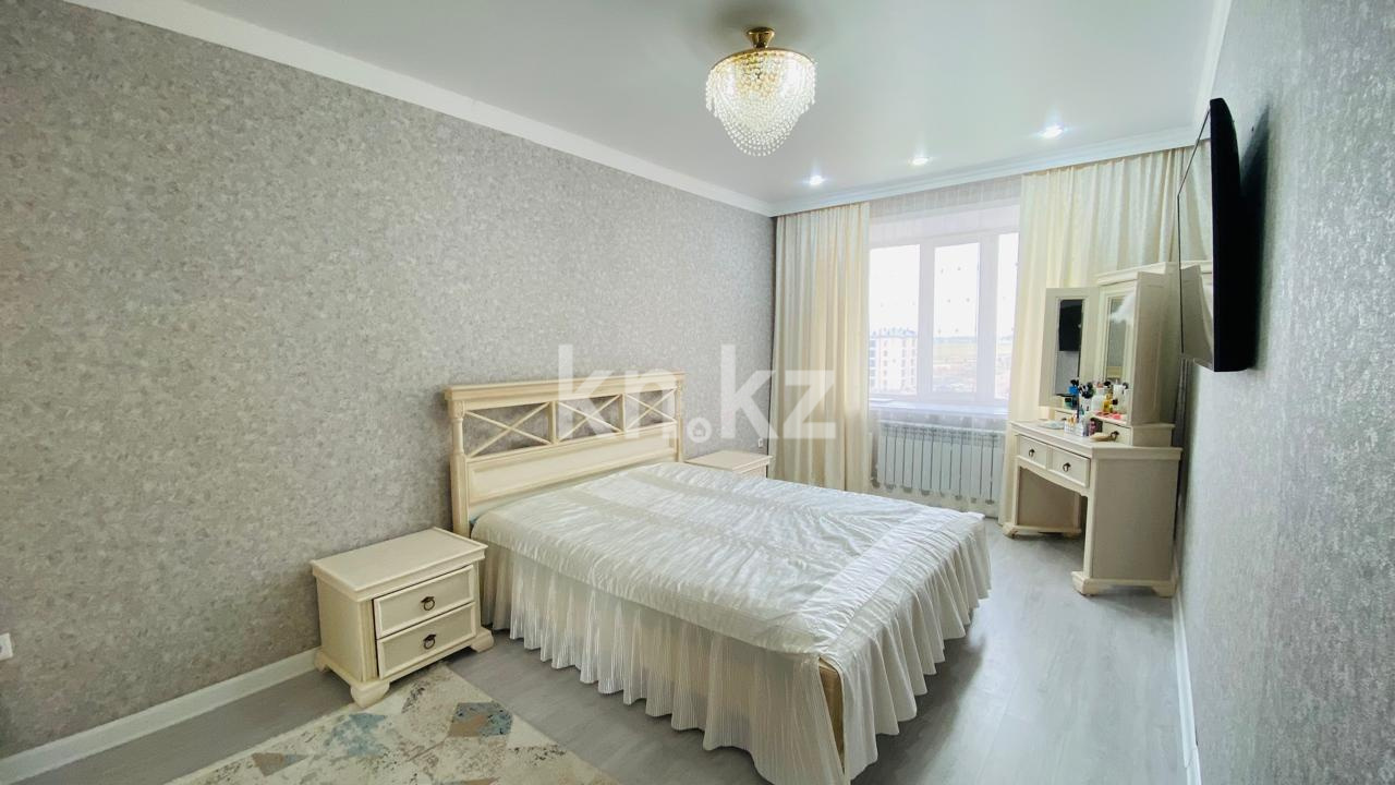 Продажа 4-комнатной квартиры, 110 м², ул. Муканова в Караганде - фото 6