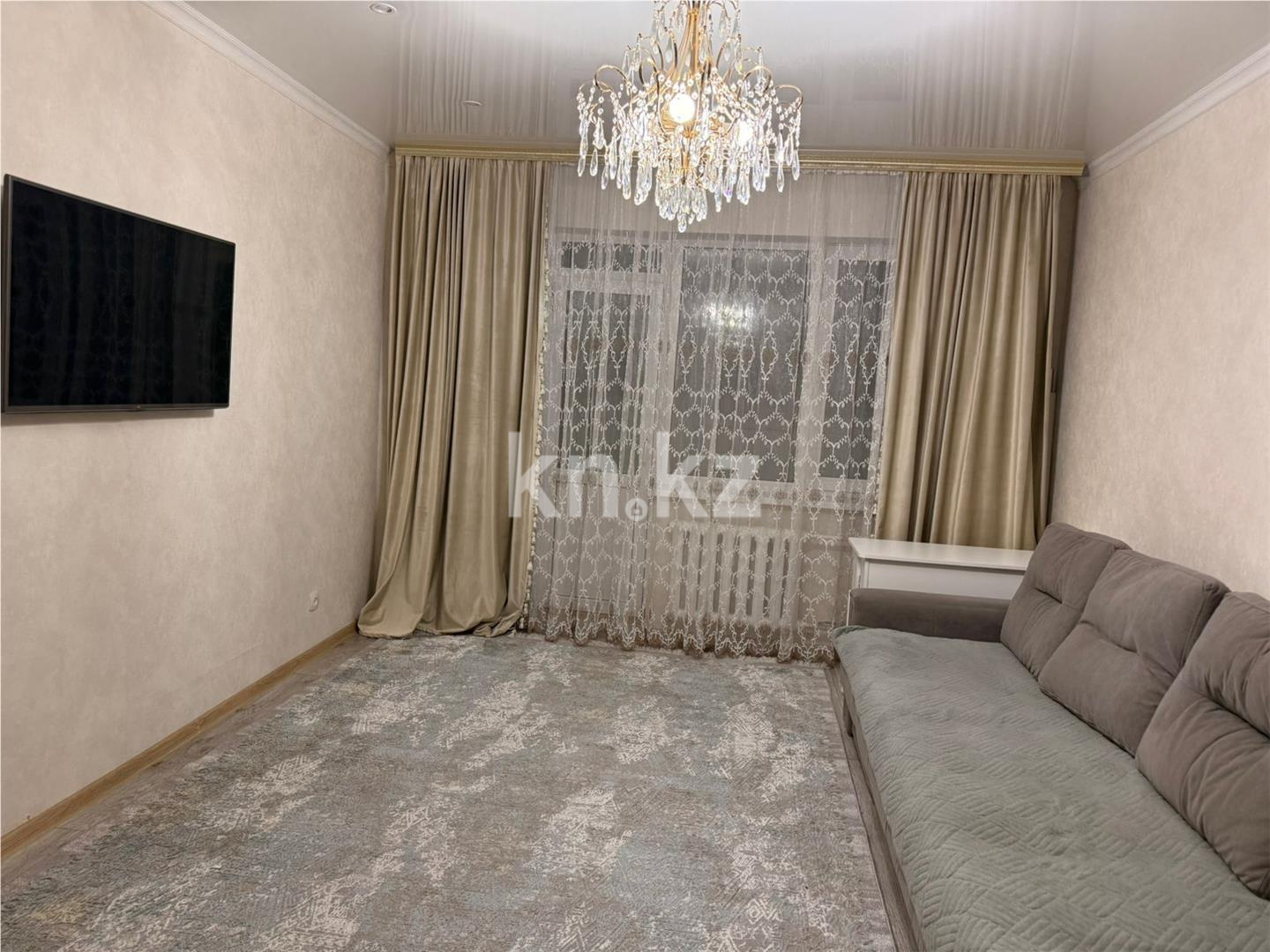 Продажа 3-комнатной квартиры, 82 м², пр. Шахтеров в Караганде