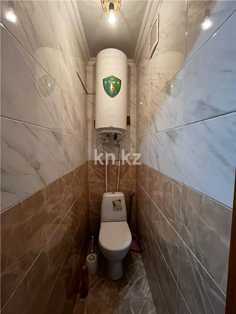 Продажа 4-комнатной квартиры, 61 м², мкр-н 15 в Караганде - фото 9