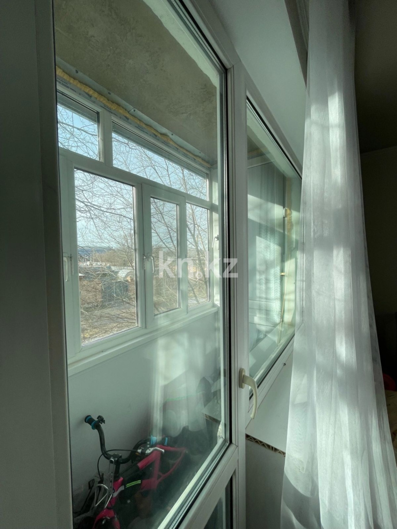 Продажа 4-комнатной квартиры, 76 м², ул. Дюсембекова, дом  37/2 в Караганде - фото 4