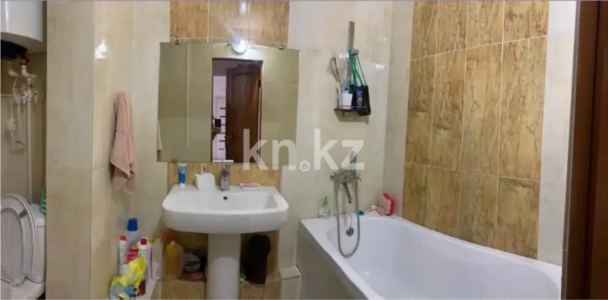 Продажа 3-комнатной квартиры, 65 м², ул. Карла Маркса, дом  3 в Караганде - фото 6