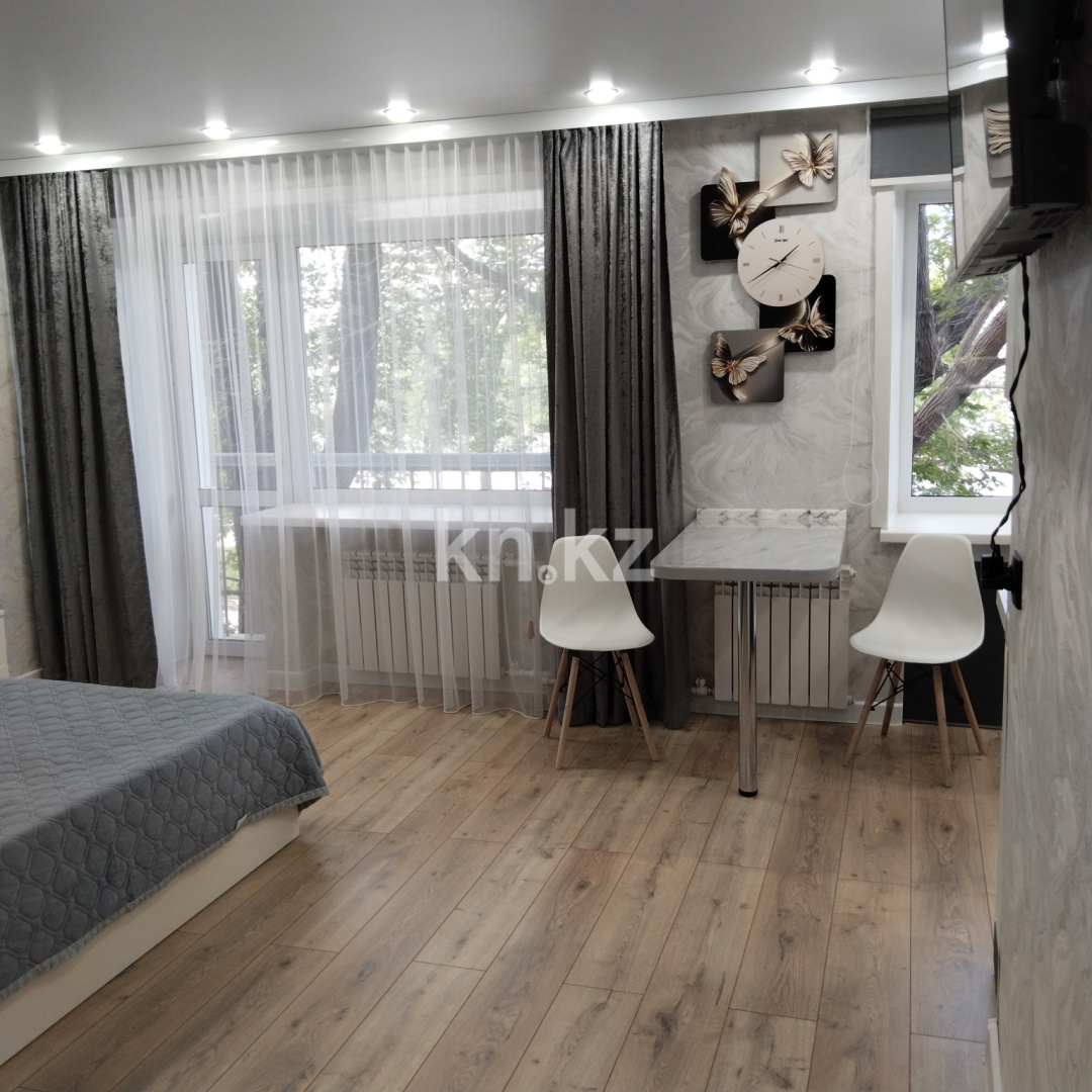 Аренда 1-комнатной квартиры посуточно, 32 м², Джамбула, дом  58 в Сарани - фото 3