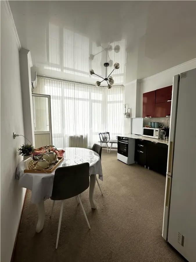 Продажа 2-комнатной квартиры, 62 м² в Алматы - фото 3