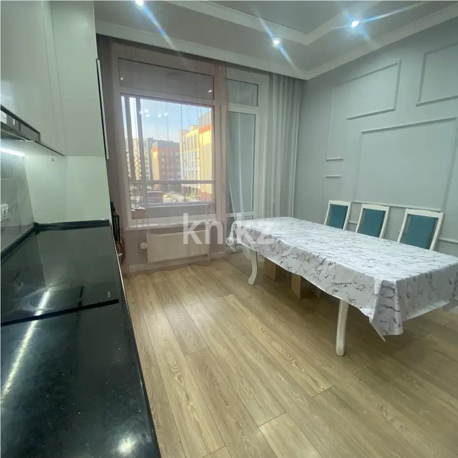 Продажа 4-комнатной квартиры, 130 м², пр. Мангилик Ел, дом  58 в Астане - фото 2