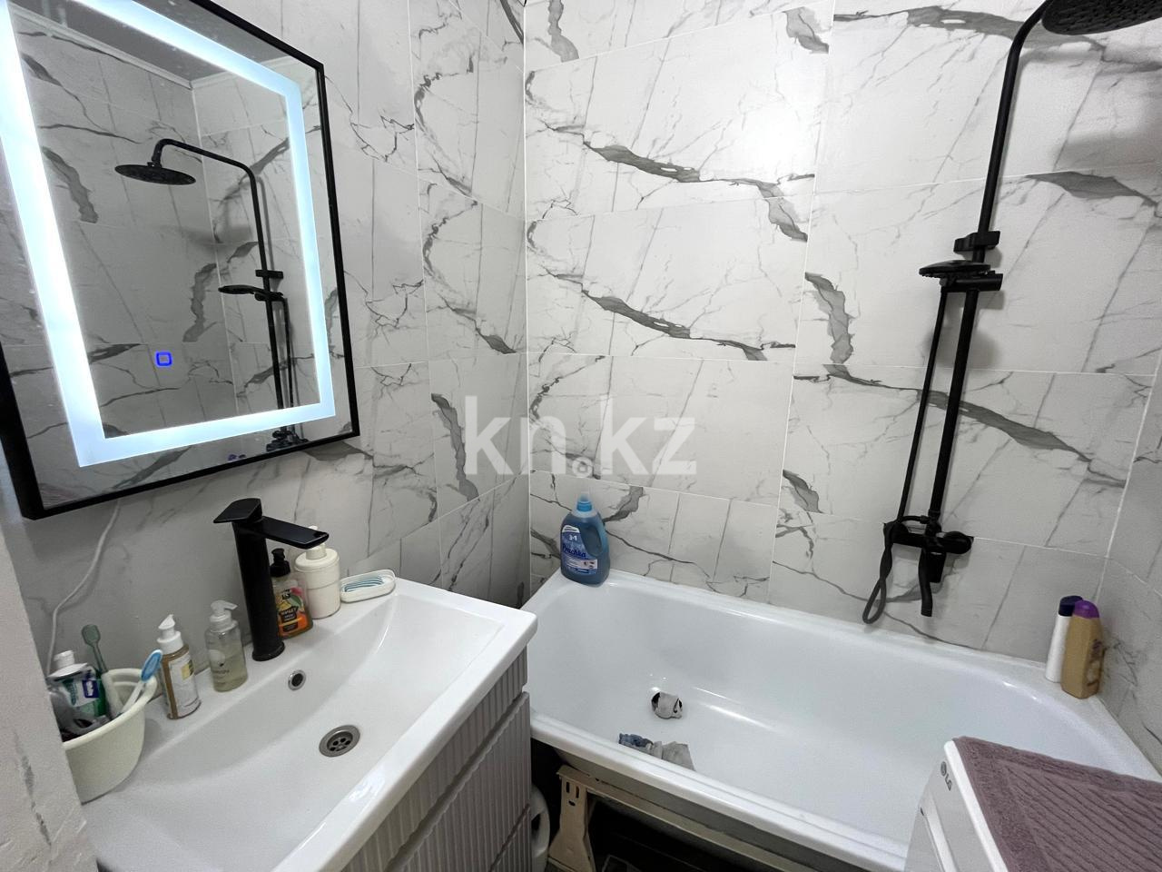 Продажа 3-комнатной квартиры, 59 м², ул. Маметовой в Караганде - фото 10