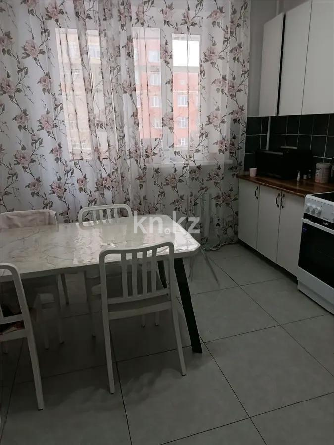 Продажа 3-комнатной квартиры, 93 м², пр. Кудайбердыулы, дом  5 в Астане - фото 2
