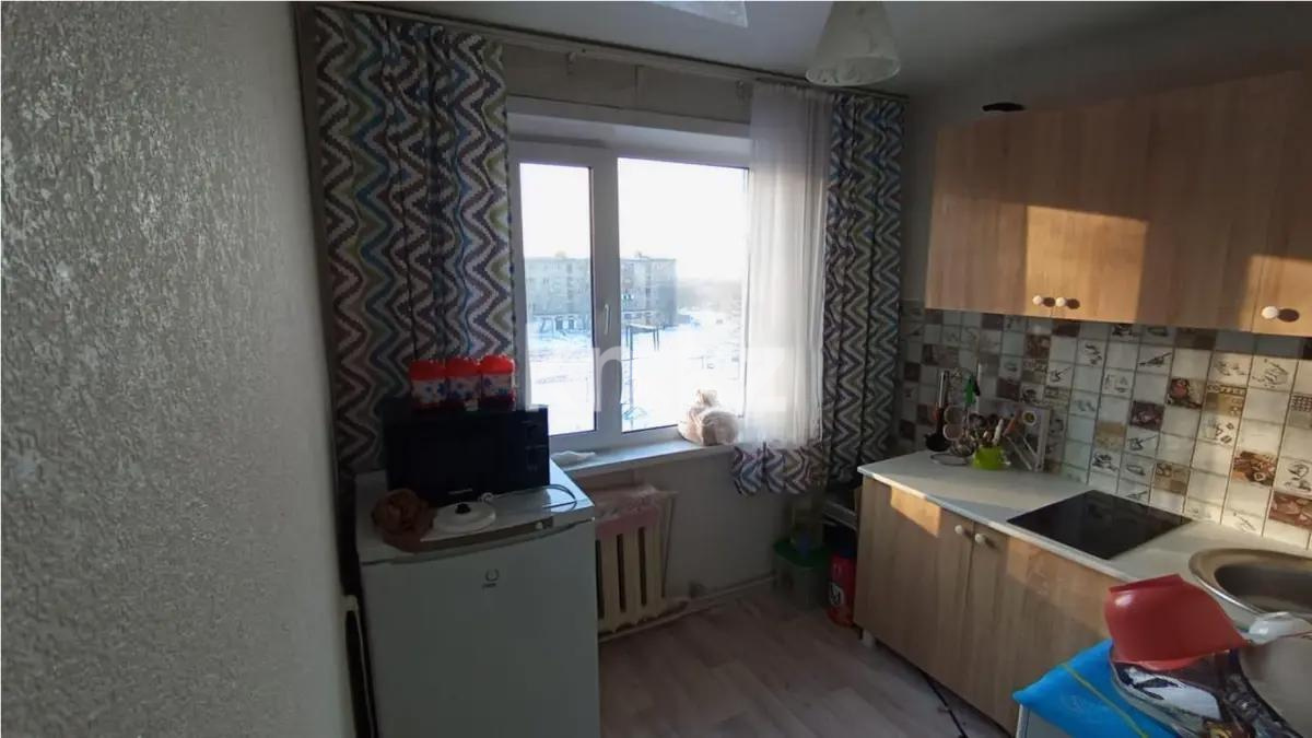 Продажа 3-комнатной квартиры, 50 м², мкр-н 16, дом  2 в Караганде - фото 4