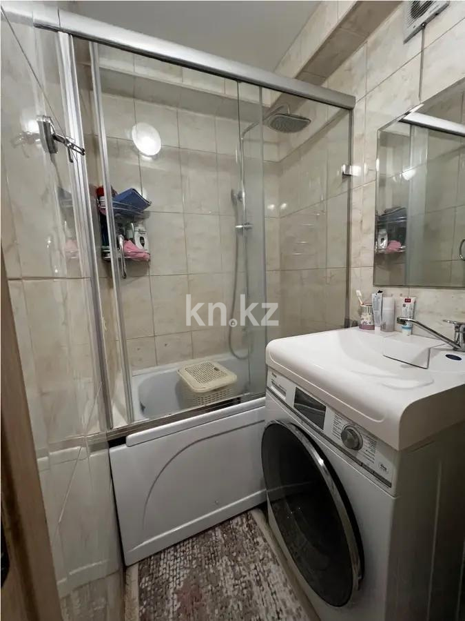 Продажа 3-комнатной квартиры, 60 м², ул. Кабанбай батыра, дом  205 в Алматы - фото 4