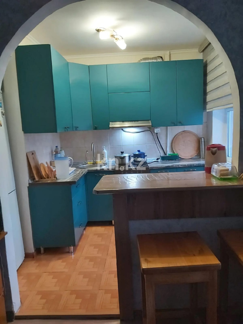 Продажа 3-комнатной квартиры, 60 м², ул. Рыскулова, дом  21 в Караганде