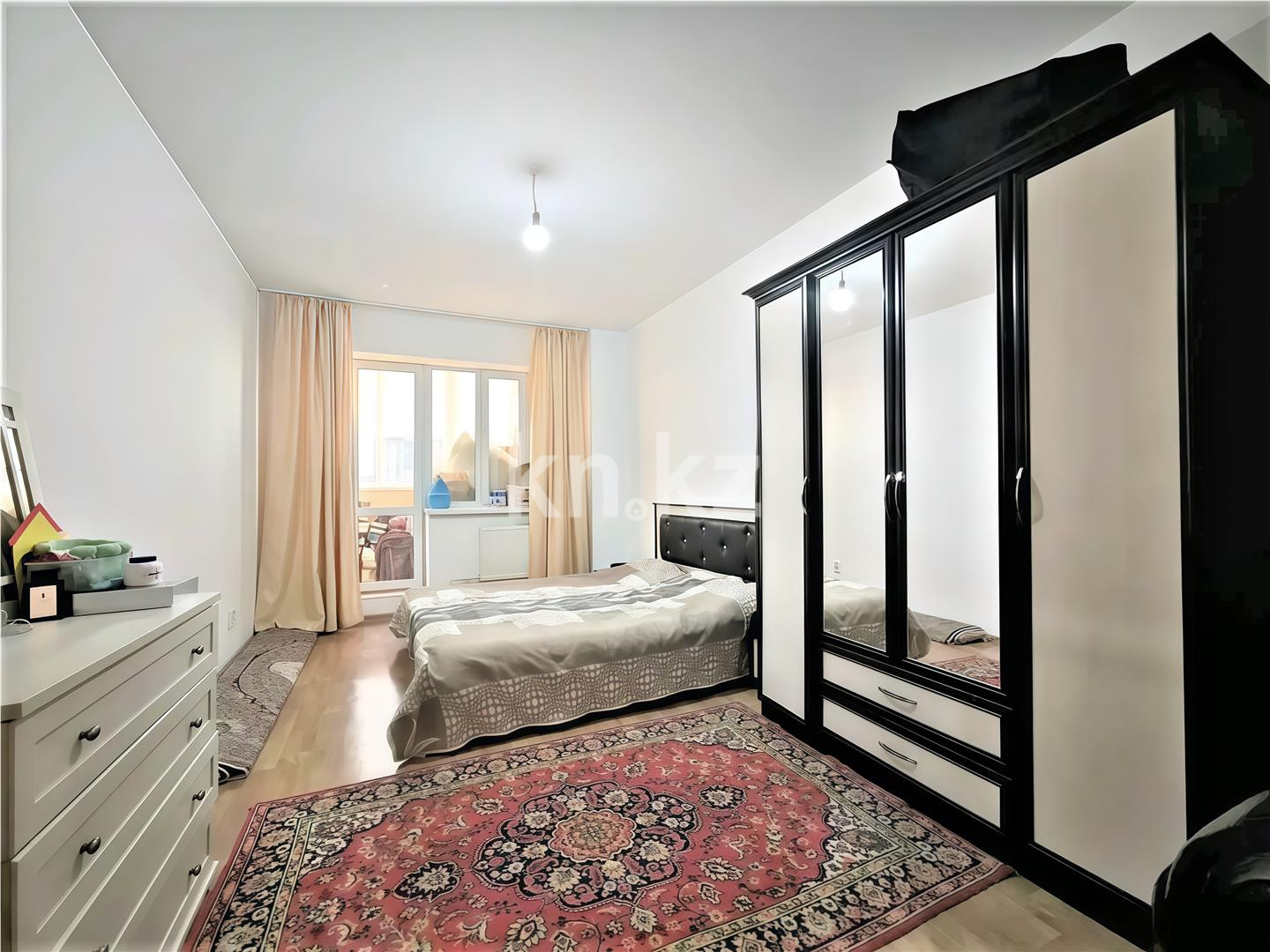 Продажа 2-комнатной квартиры, 67 м², ул. Момышулы, дом  28 в Караганде - фото 3