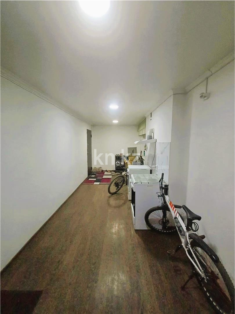 Продажа 4-комнатной квартиры, 77 м², 1 кв-л в Караганде - фото 13